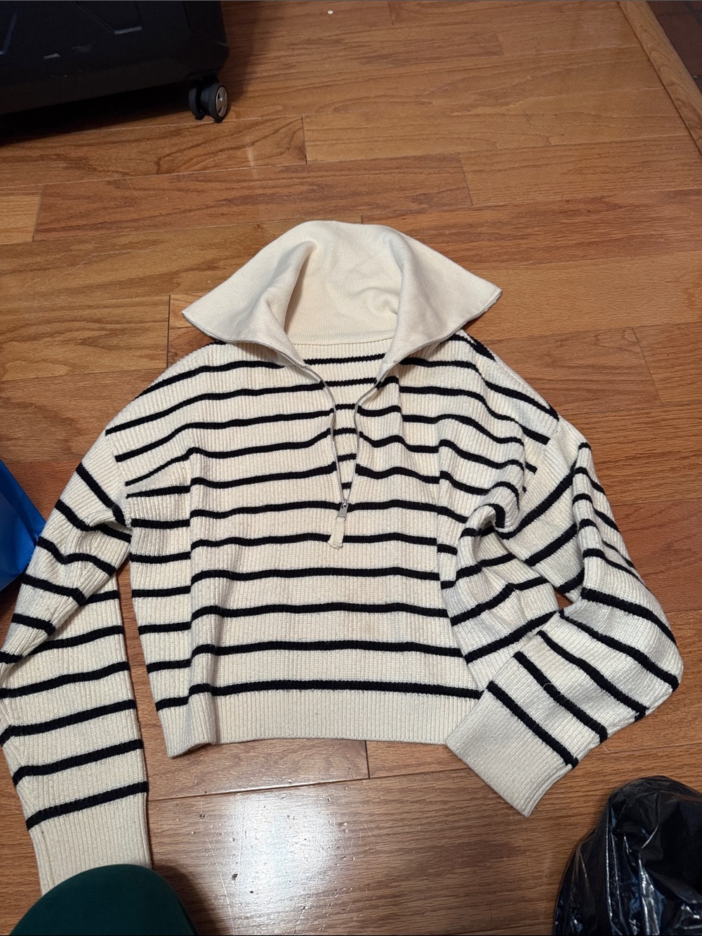 Striped Half-Zip Turtleneck Sweater - Cream & Black